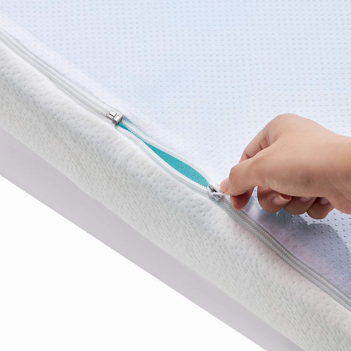 Mattress Topper, Queen Size, 3 in Thickness, Soft Memory Foam Mattress Pad, Premium Cooling Gel Infusion, Detachable and Washable, Compressed Package for Quick Setup, Comfy Support for Any Bed